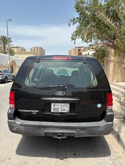 السيارة للبيع مع اللوحة المميزة 1