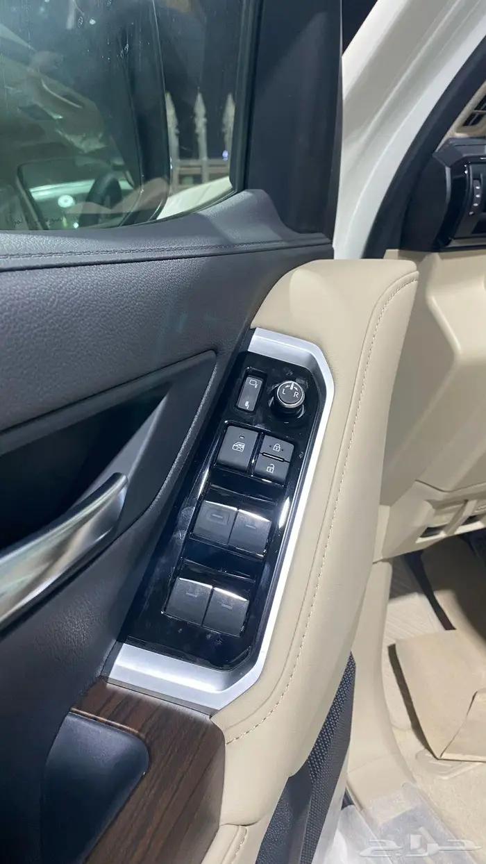 جيب GXR-L4 بنزين 2025 ابيض 9