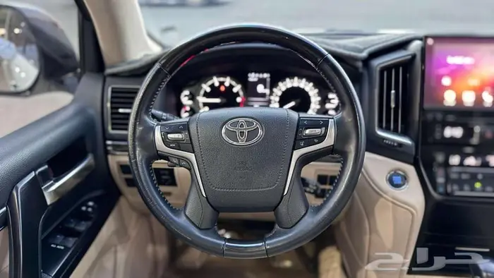 تويوتا لاندكروزر 2021 Toyota Land Cruiser GXR ( V8 ) 13
