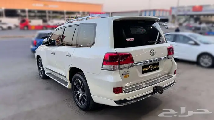تويوتا لاندكروزر 2021 Toyota Land Cruiser GXR ( V8 ) 6