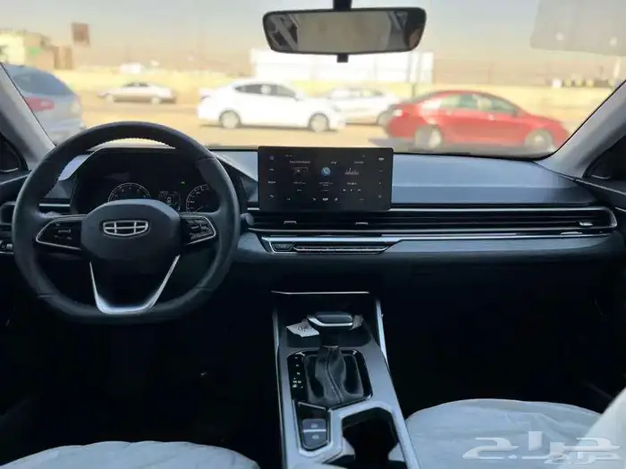 جيلي امجراند 2025 ستاندر كاش واقساط جميع الالوان بأفضل سعر 11