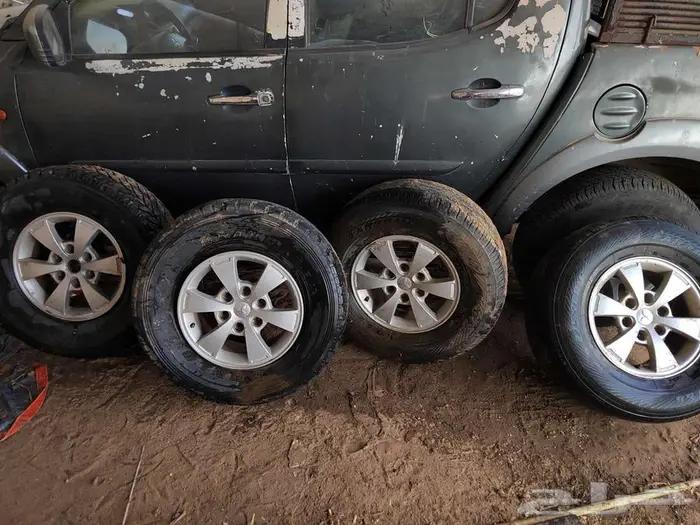 جنوط ميتسوبيشي l200 2008 للبيع وكاله اصلي كروم 0