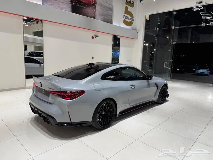 بي ام دبليو M4 CSL موديل 2023 4