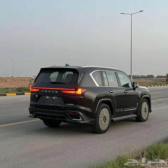 لكزس LX 600 F-SPORT سعودي 2025 3
