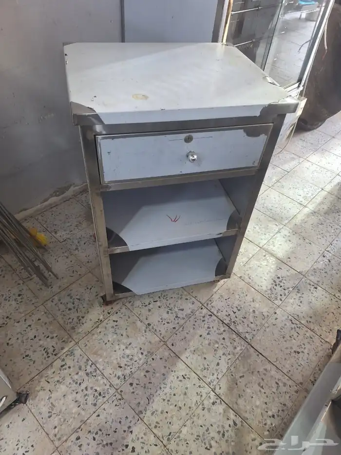 معدات مطاعم طاولات ستيل 20