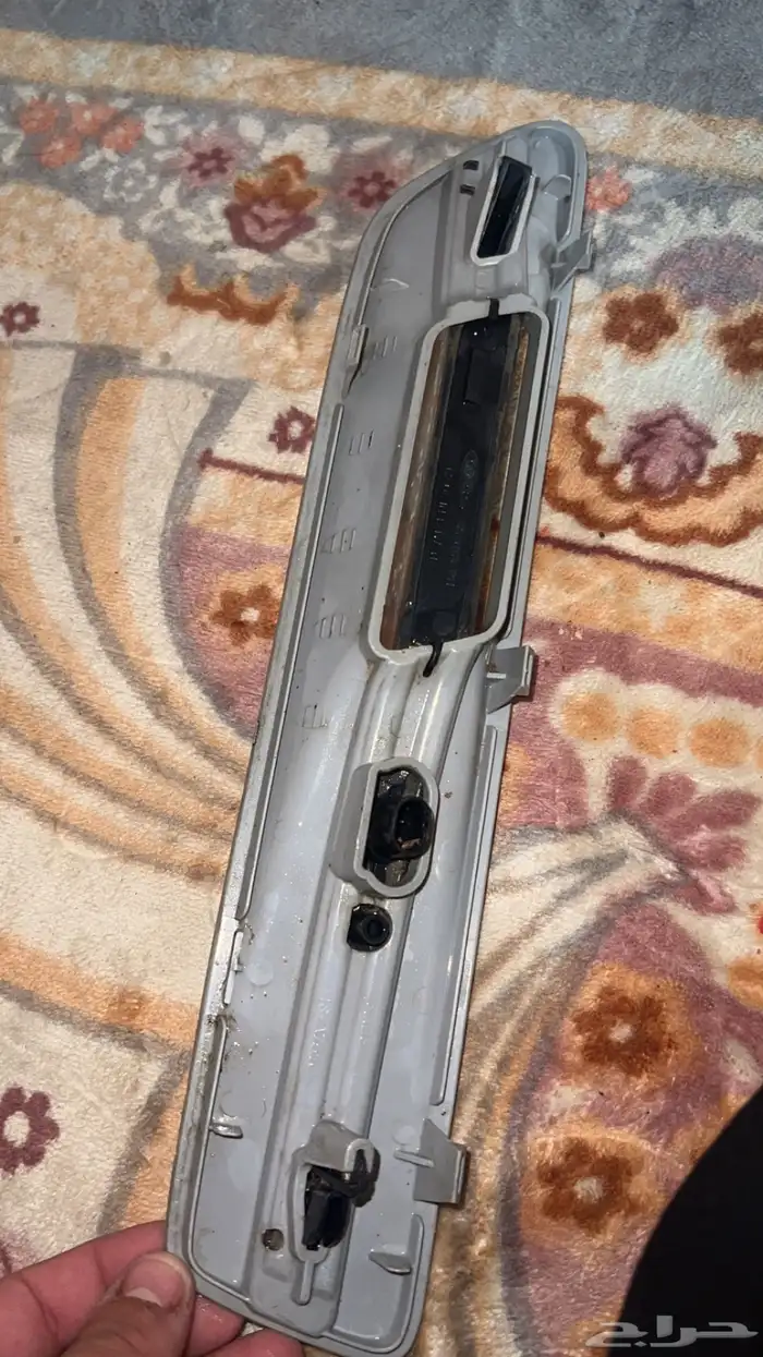 اشاره رفرف كابرس يمين 1