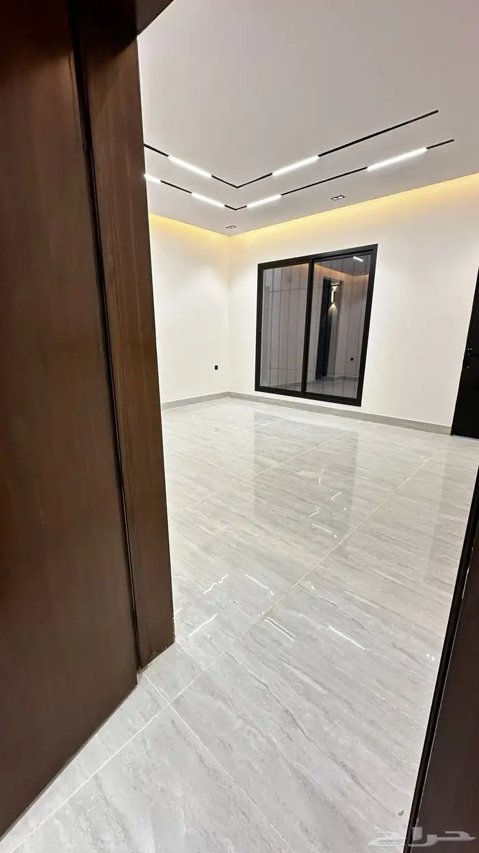 دور ارضي بموقع مميز في حي الندوة وبسعر مناسب ويوجد ضمانات 7