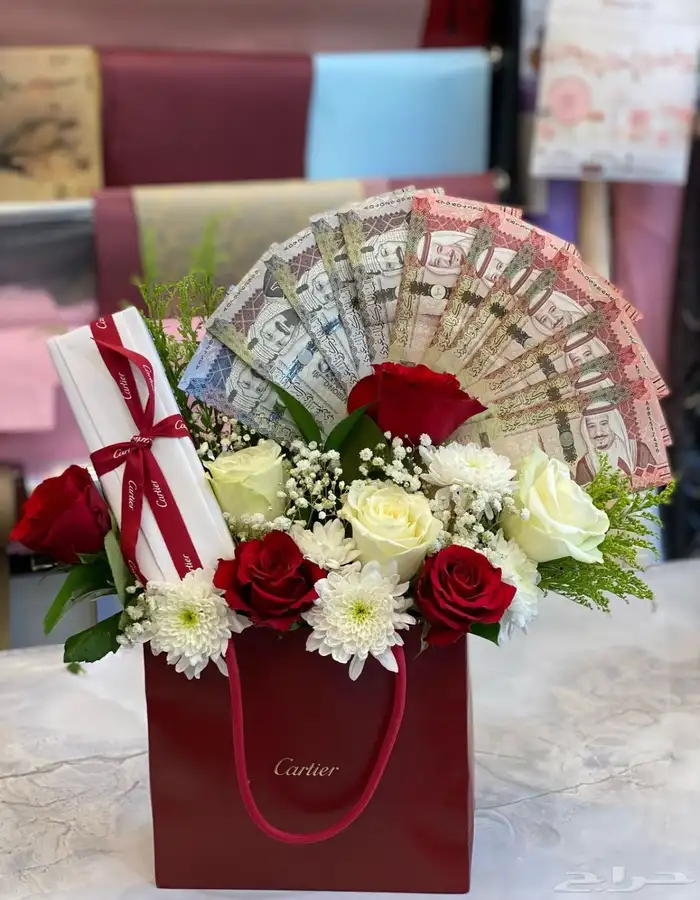 مندوب ومتسوق شخصي و هدايا خريجي2025 3