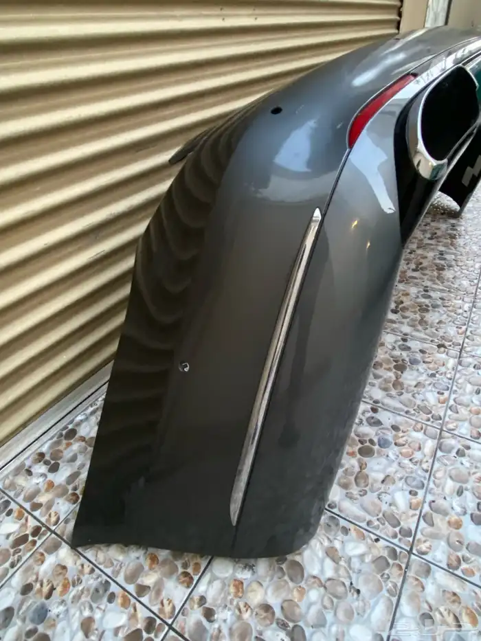 صدام خلفي مرسيدس يخت أمريكي 5