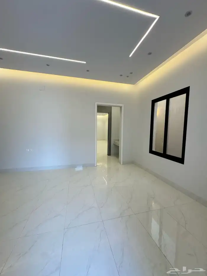 للبيع شقق تمليك و تاون هاوس وادوار ارضية تصميم كلاسكي 33