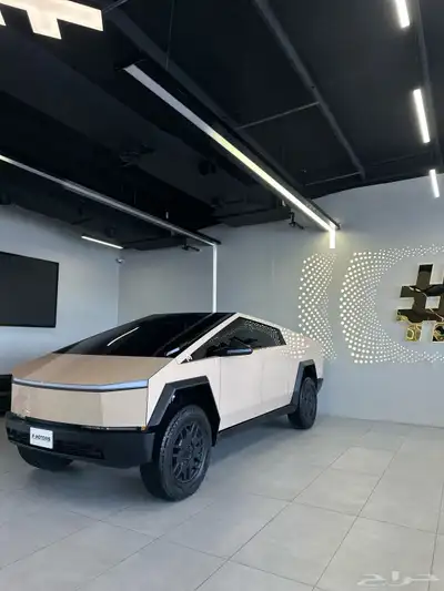 تسلا سايبر ترك 2024 اقل سعر تم البيع 0