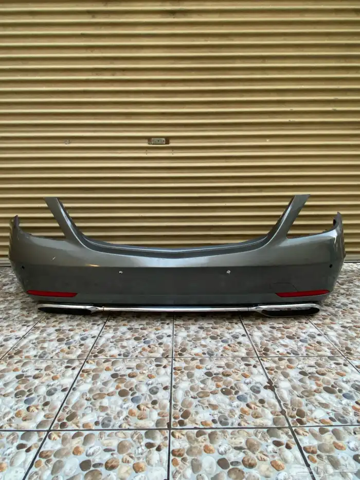 صدام خلفي مرسيدس يخت أمريكي 0