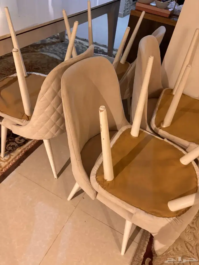 طاولة طعام 8 اشخاص 3