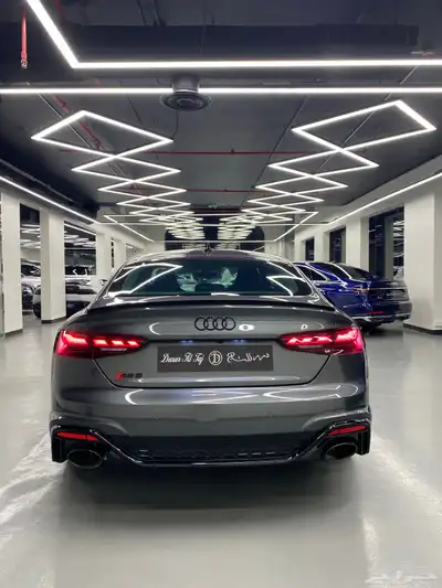 اودي RS5 4