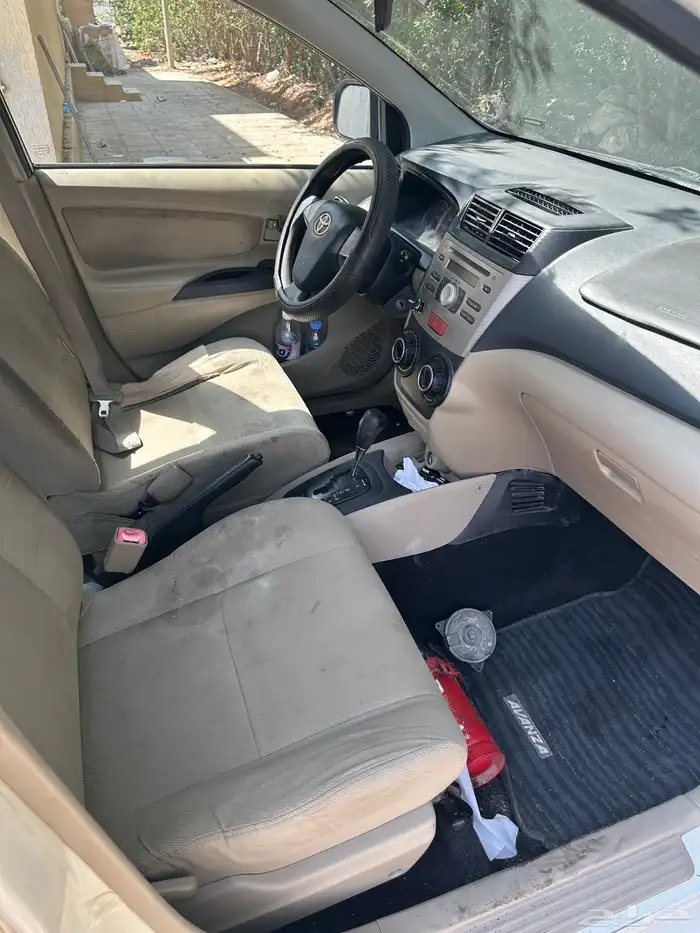 Toyota avanza 3
