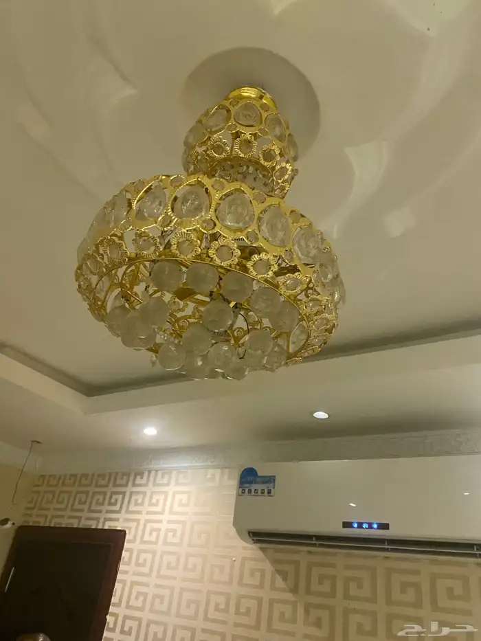 ثريا نجف للبيع المستعجل كرستال 0