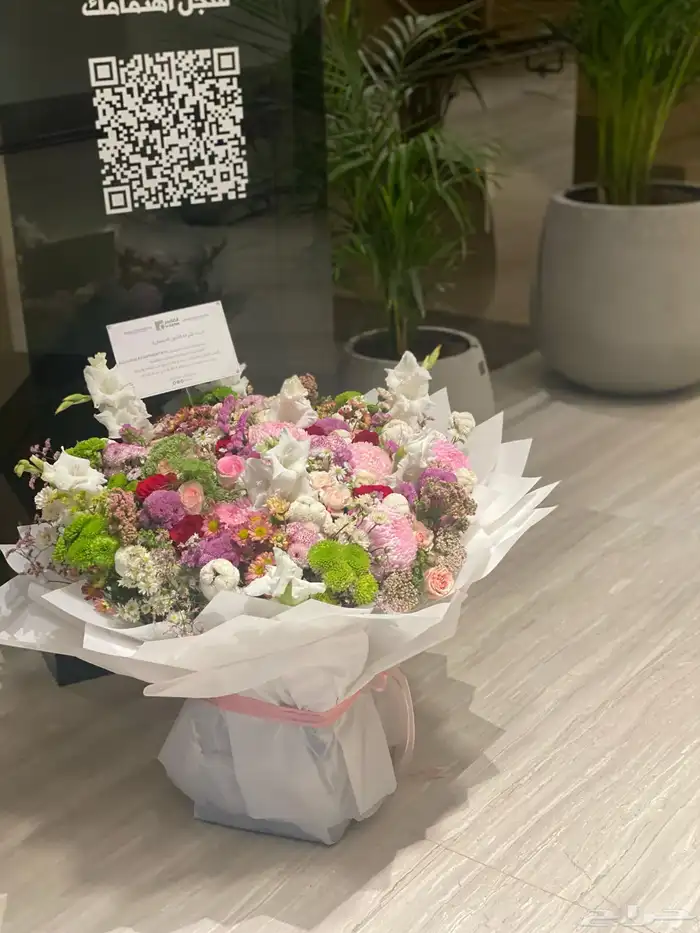 مندوب ومتسوق شخصي و هدايا خريجي2025 6