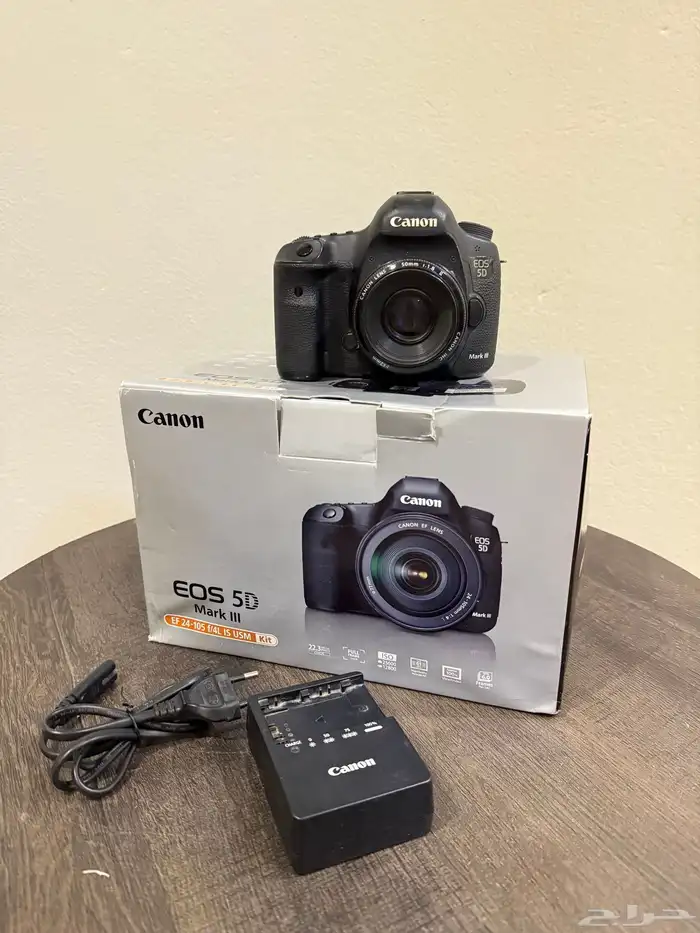 كاميرة كانون 5d mark 3 وعدسة 70-200 EF 6