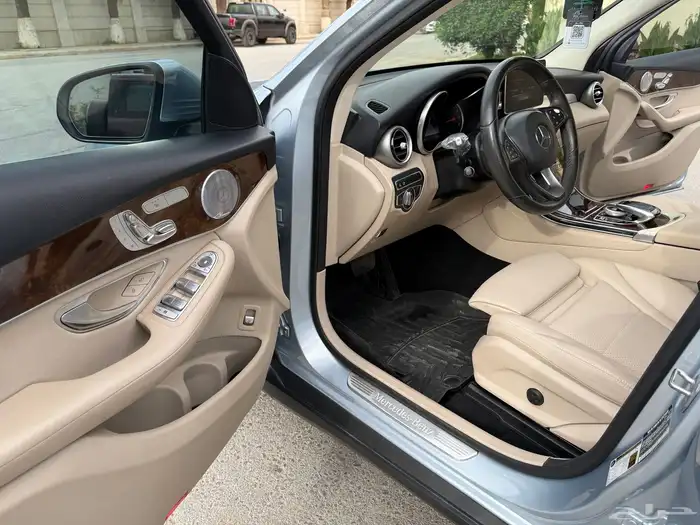 Mercedes GLC 300 2017 أمريكي 6