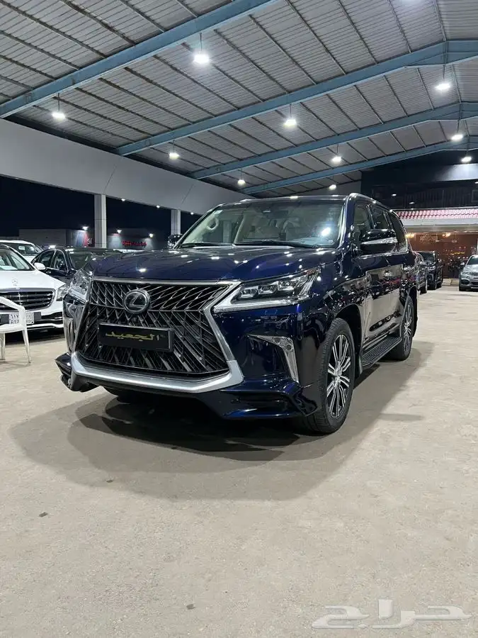لكزس LX570 2018 2