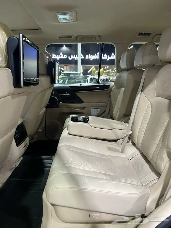 لكزس LX570 2018 12