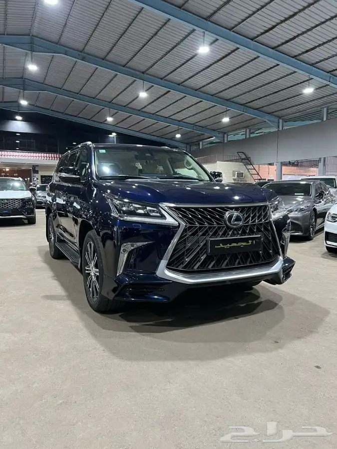 لكزس LX570 2018 6