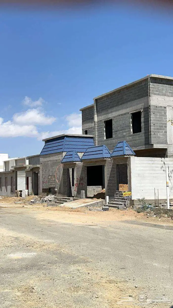 عمارة دور وشقتين وملحق عظم في ابها حي الروابي الاسكان 5