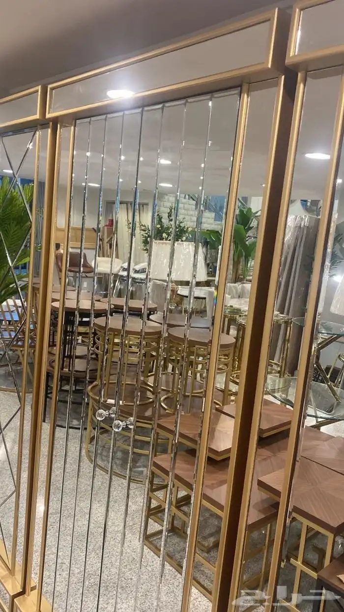 يتوفر دولايب عبايات قزاز مرايه من جديد وليس مستخدم 6