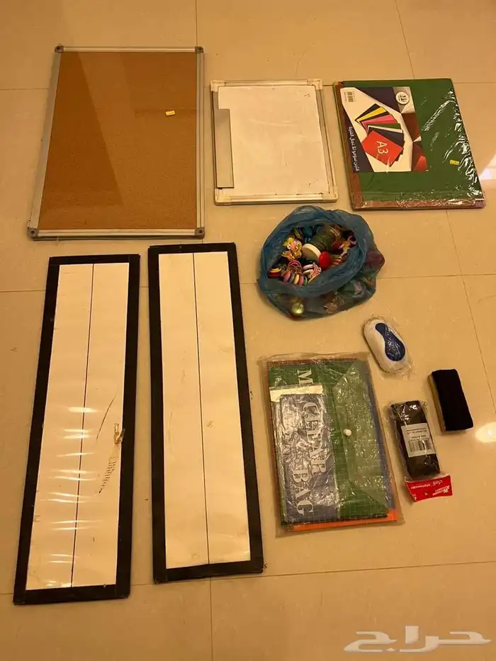 للبيع مستلزمات مكتب متنوعه ( بحاله ممتازه ) 3
