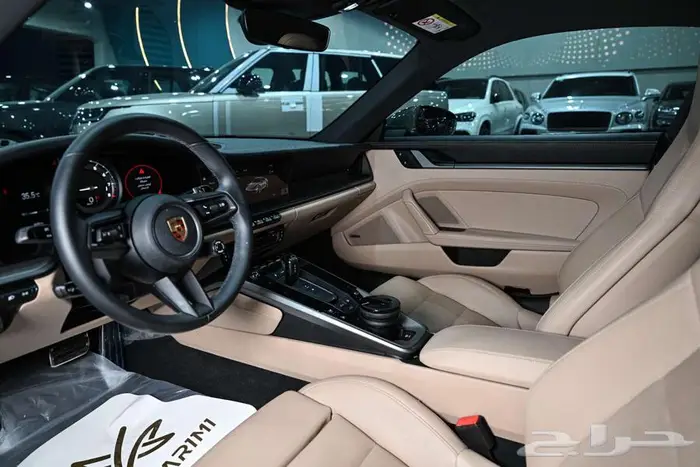 شركة البريمي لسيارات Porsche 911 7