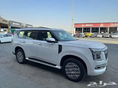نيسان باترول بلاتنيوم 2025تنفس طبيعي كاش اقساط 12
