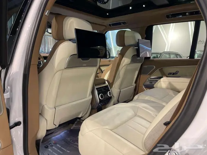 Range Rover SV  Under Warranty Service from Al Tayer 14