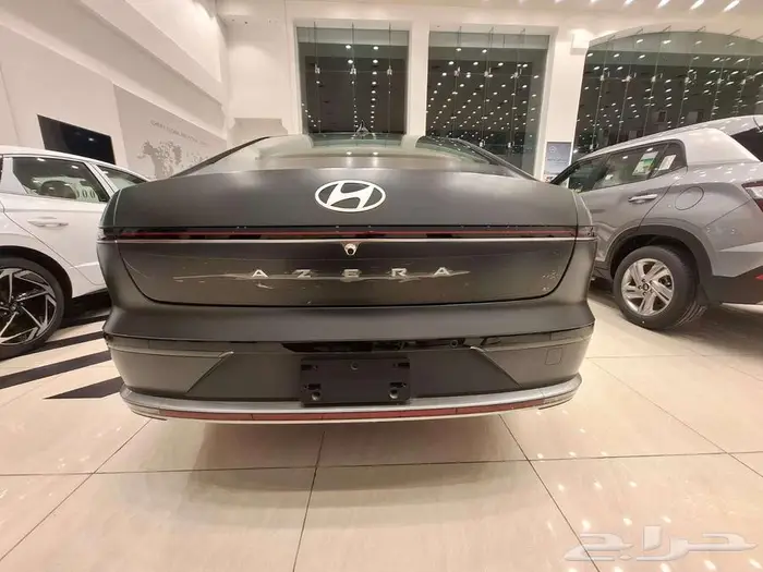 هيونداي - ازيرا - كلاسيك 2025 1