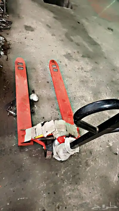 رافعة بضائع جديده 1