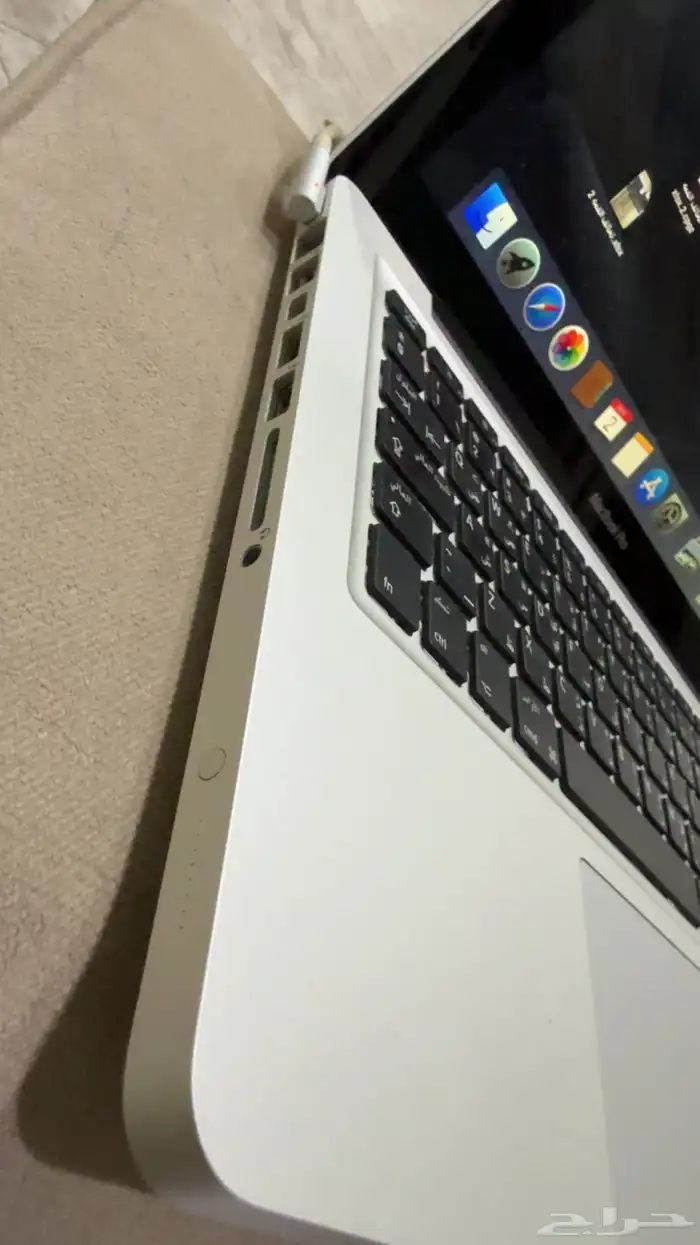 لاب توب ماك برو نظيف واستخدام حشمه او البدل ايباد 4
