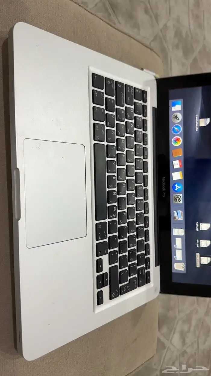 لاب توب ماك برو نظيف واستخدام حشمه او البدل ايباد 6