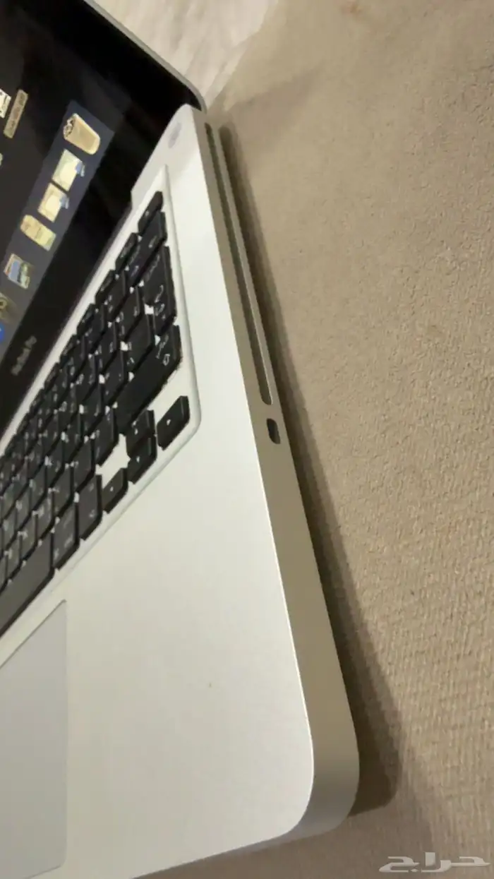 لاب توب ماك برو نظيف واستخدام حشمه او البدل ايباد 5