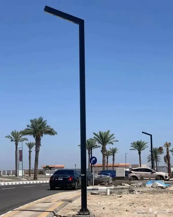 اعمدة شوارع و ديكورية وملاعب حدائق led على الطلب 9