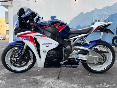 للبيع دباب هوندا CBR 1000 2011 HRC. FOR SELL HONDA 2