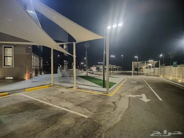 اعمدة شوارع و ديكورية وملاعب حدائق led على الطلب 47