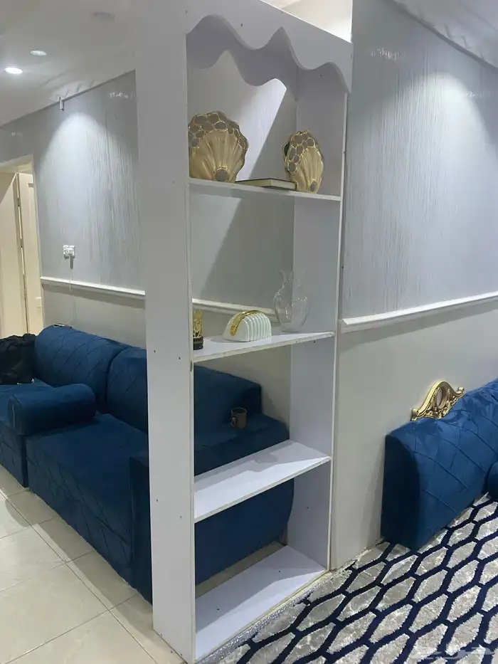 مكتبه جميله جدا واستخدام بسيط بيضا وطويله 3