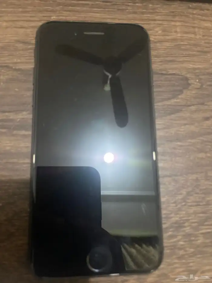 ايفون 7 32 قيقا 0