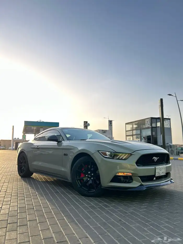 موستنق جي تي بريميوم 2017 1