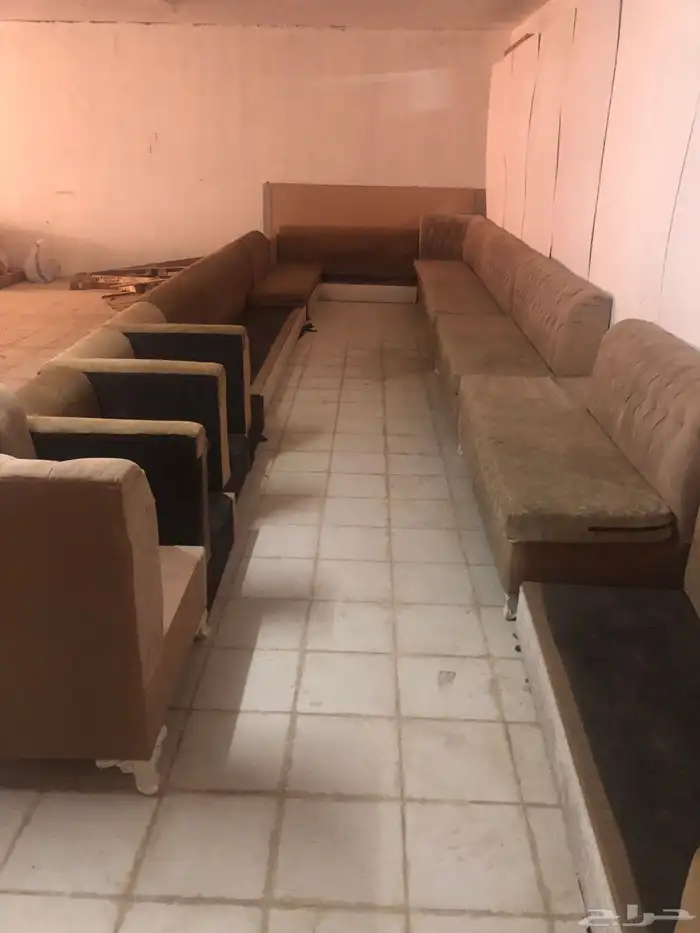 كنب للبيع كما ف الصورة بعض الاسفنج غير موجود 1