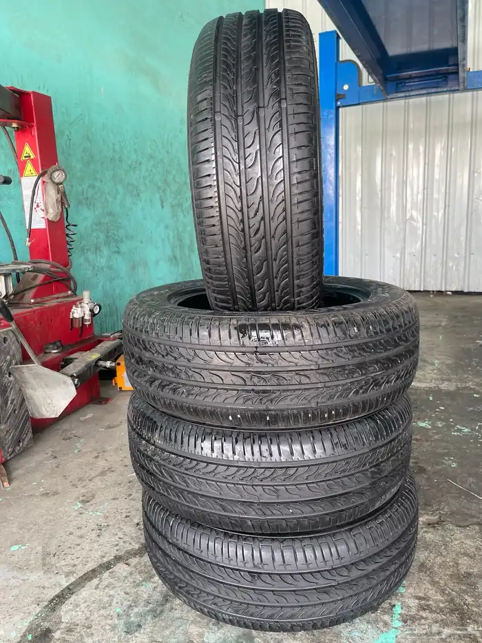 طقم كفرات يركب على سونتاء ويركب على كامري 215 60 17 3