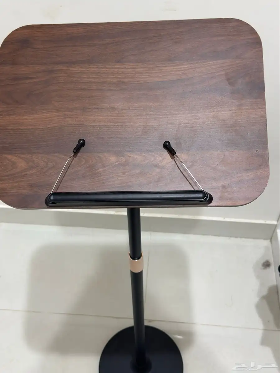 طاوله   مثبت كتاب 2