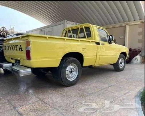 هايلوكس كلاسيك مخزن 1