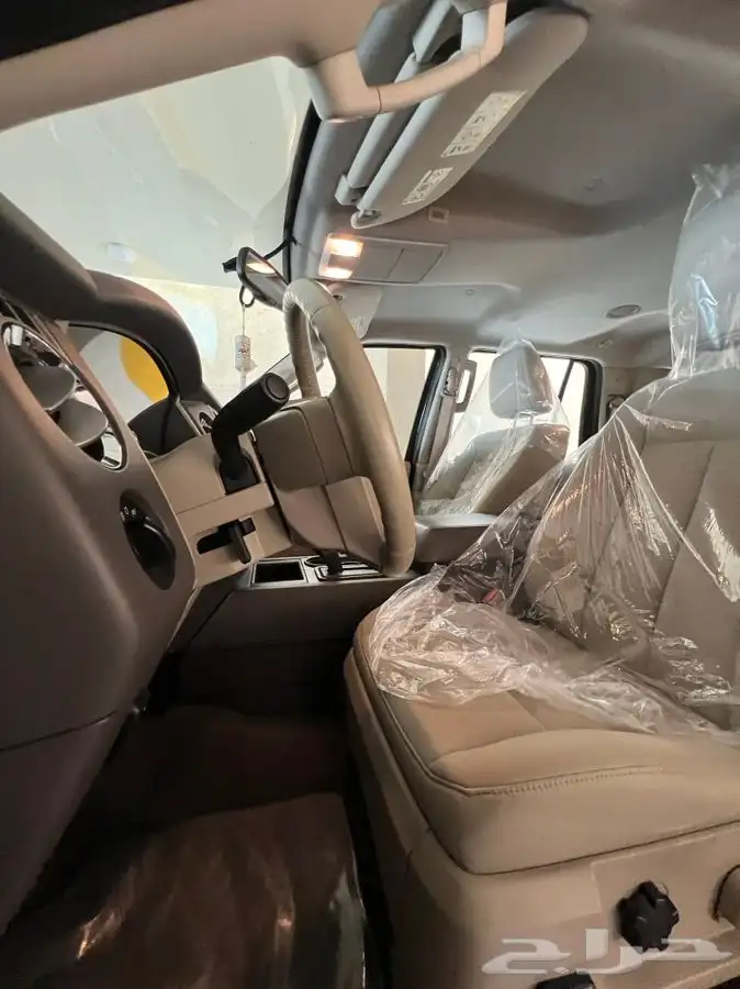 اكسبيديشن 2013 عداد 29 الف كم فقط التوكيلات مالك واحد 17