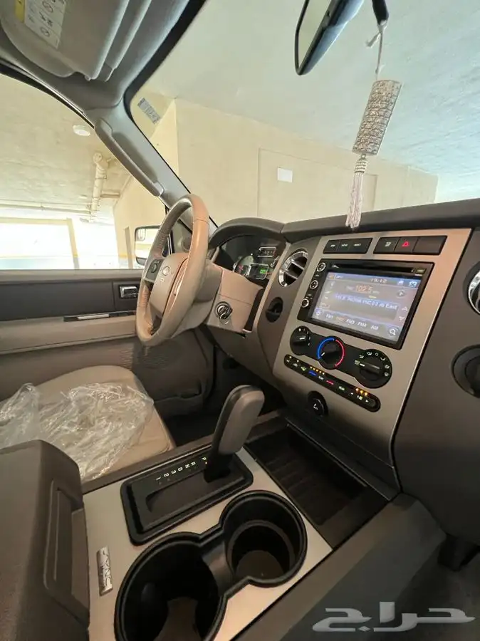 اكسبيديشن 2013 عداد 29 الف كم فقط التوكيلات مالك واحد 23