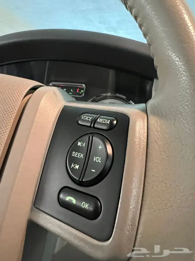 اكسبيديشن 2013 عداد 29 الف كم فقط التوكيلات مالك واحد 65